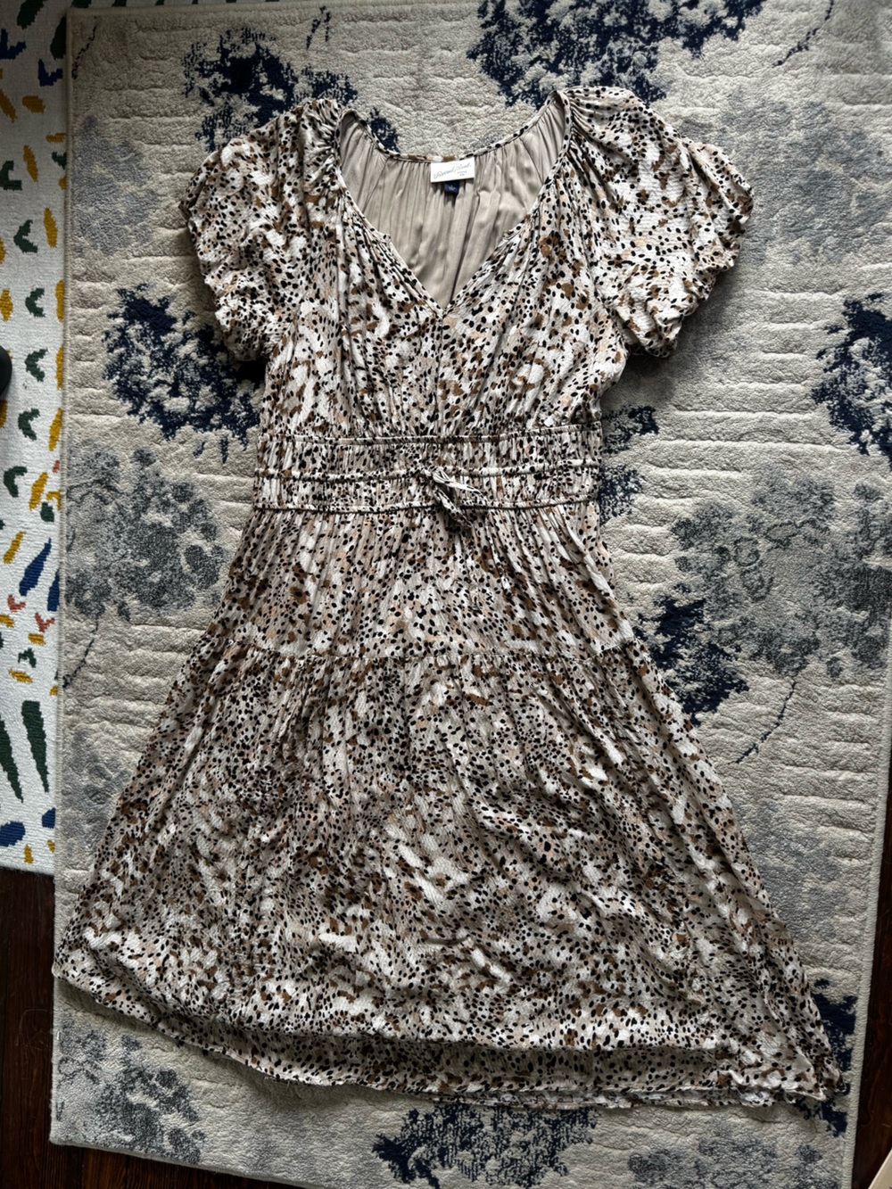 Universal Thread Beige and Brown Printed Short Sleeve Dress